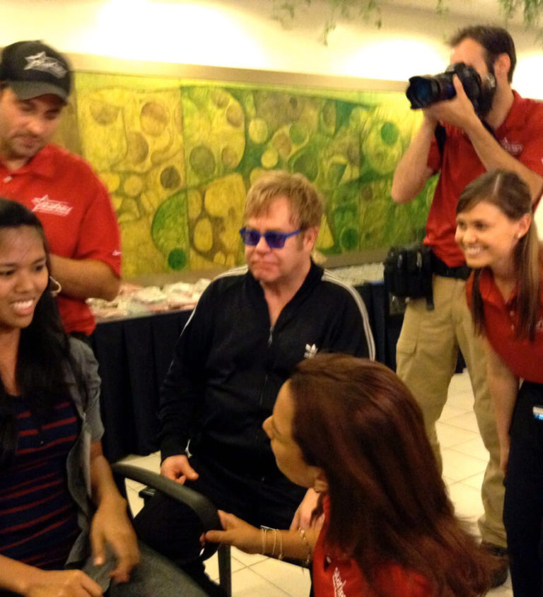 Elton John Manila